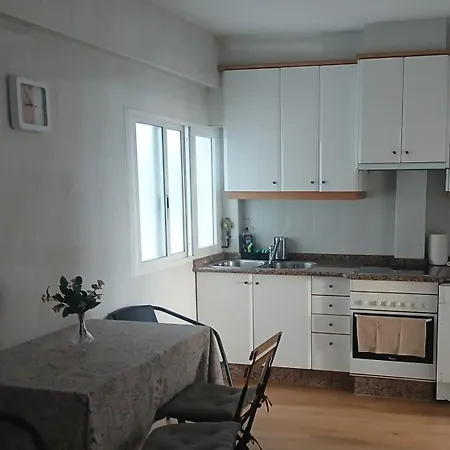Piso 4 Playa Apartman Sada
